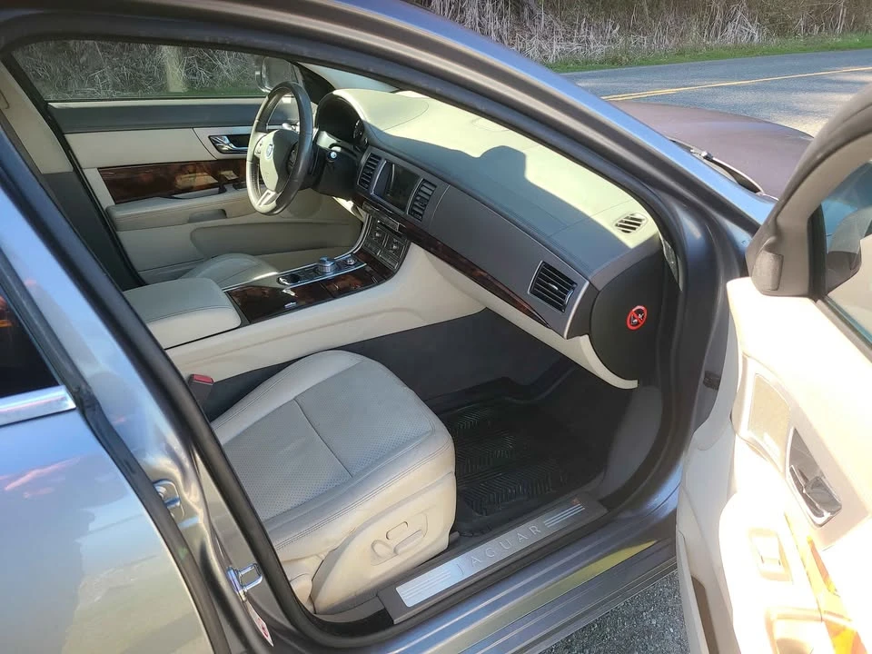 2010 Jaguar X250 XF - Image 11 of 19