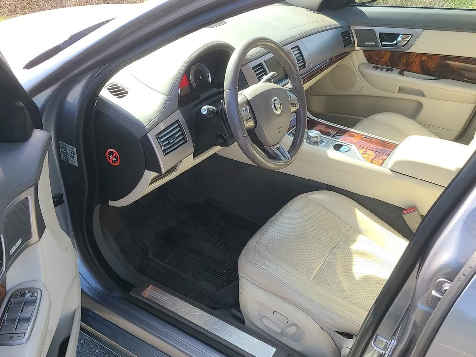 2010 Jaguar X250 XF - Image 9 of 19