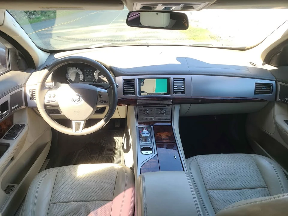 2010 Jaguar X250 XF - Image 10 of 19