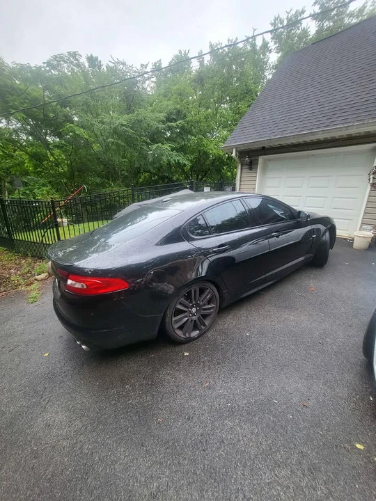 2010 Jaguar X250 XFR - Image 2 of 11