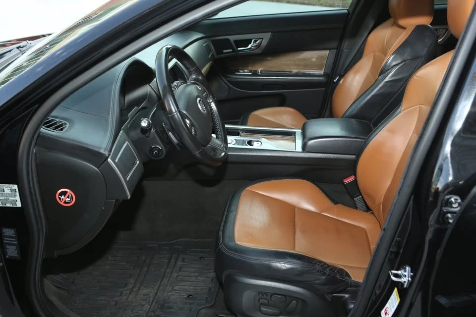 2010 Jaguar X250 XFR - Image 10 of 12