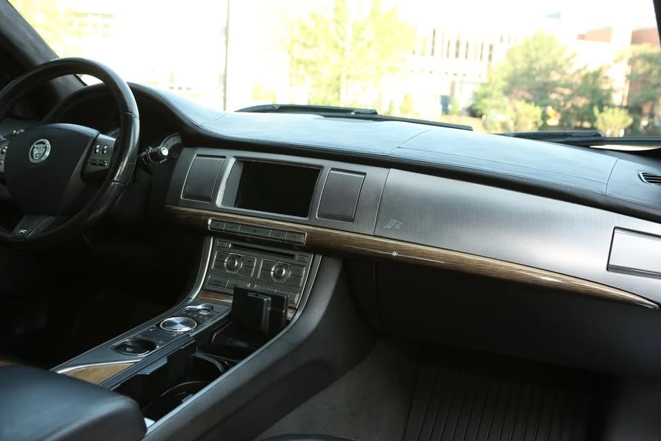 2010 Jaguar X250 XFR - Image 9 of 12