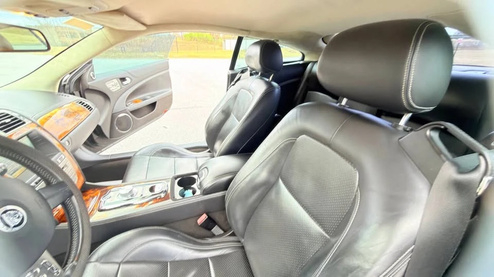 2010 Jaguar X150 XK - Image 16 of 20
