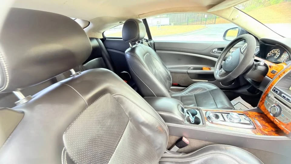 2010 Jaguar X150 XK - Image 12 of 20