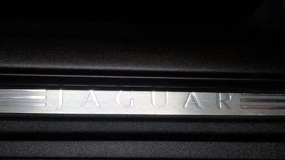 2010 Jaguar X150 XKR - Image 14 of 17