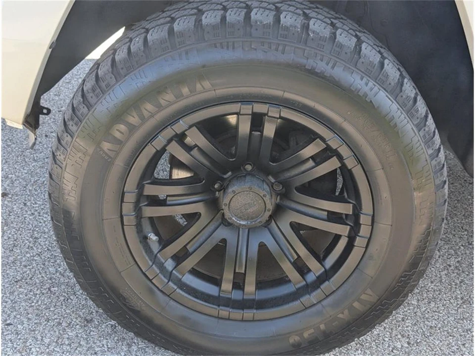 2010 Jeep Commander - Image 30 of 31