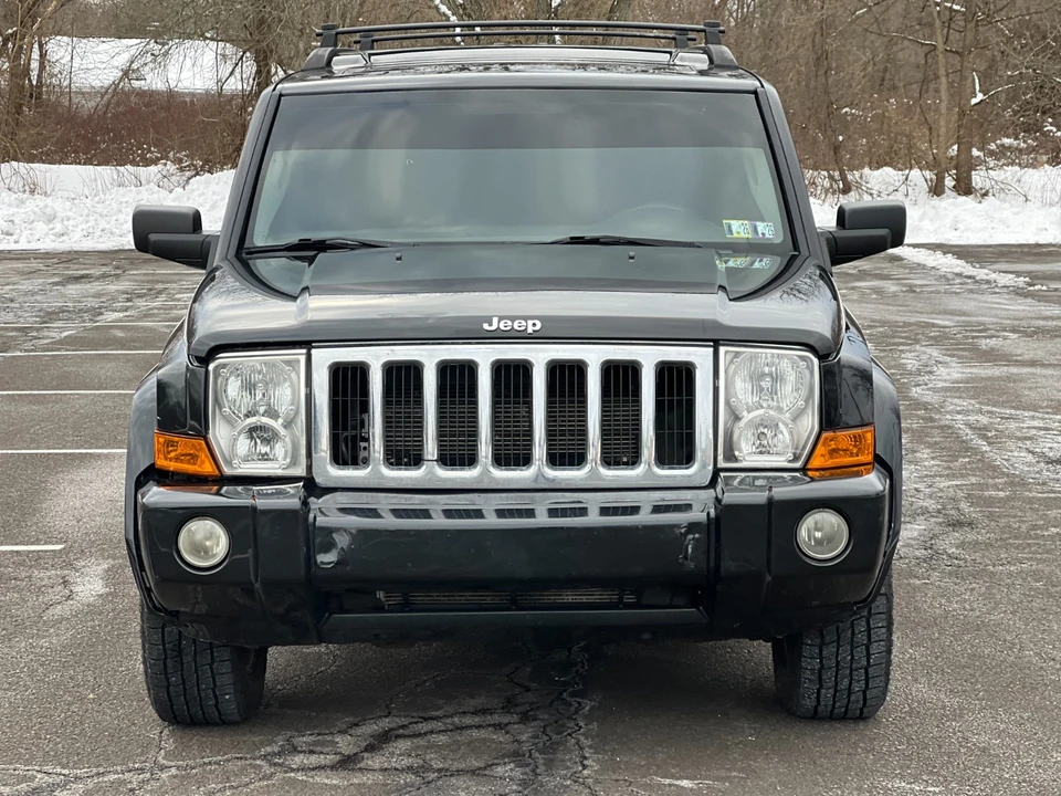 2010 Jeep Commander - Image 2 of 21