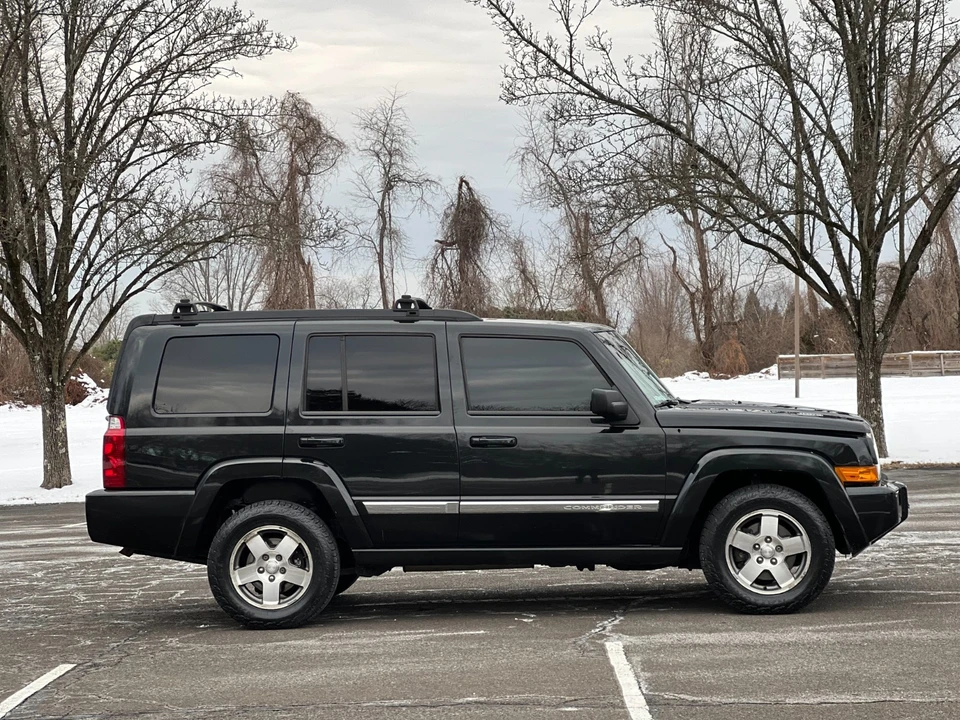 2010 Jeep Commander - Image 8 of 21