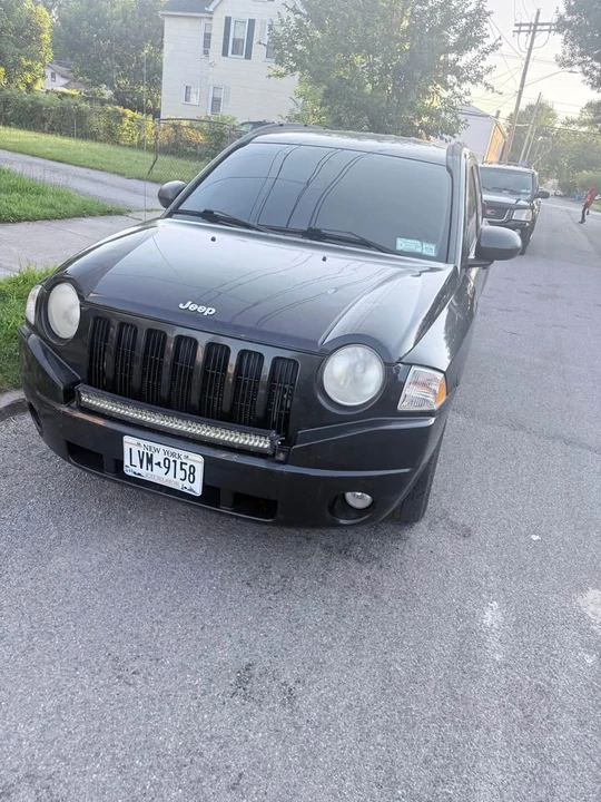 2010 Jeep Compass - Image 3 of 20