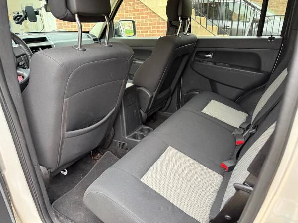2010 Jeep KK Liberty - Image 7 of 8