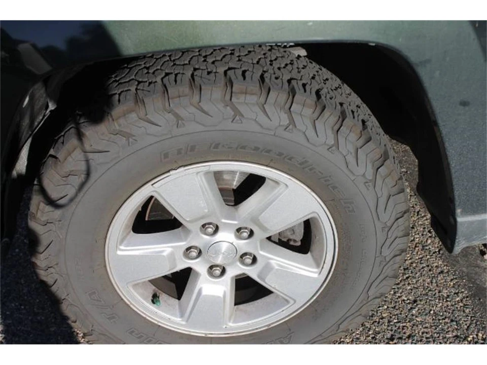 2010 Jeep KK Liberty - Image 8 of 19
