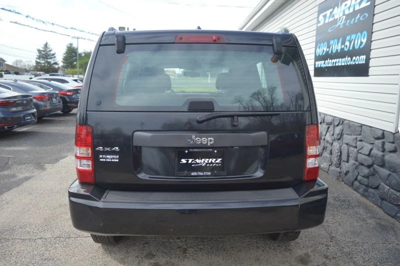 2010 Jeep KK Liberty - Image 8 of 12
