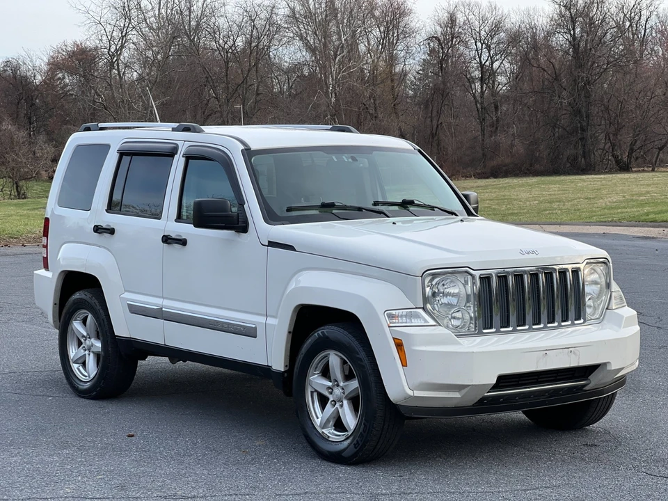 2010 Jeep KK Liberty - Image 10 of 21