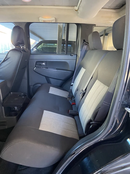 2010 Jeep KK Liberty - Image 6 of 20