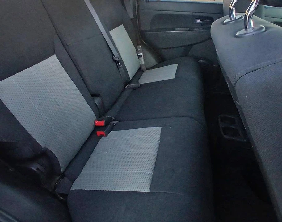 2010 Jeep KK Liberty - Image 5 of 14