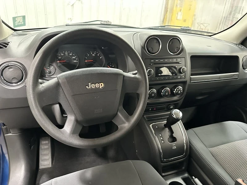 2010 Jeep Patriot - Image 9 of 12