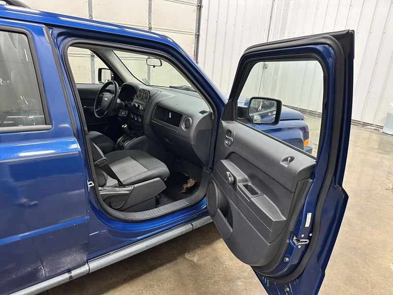 2010 Jeep Patriot - Image 18 of 21