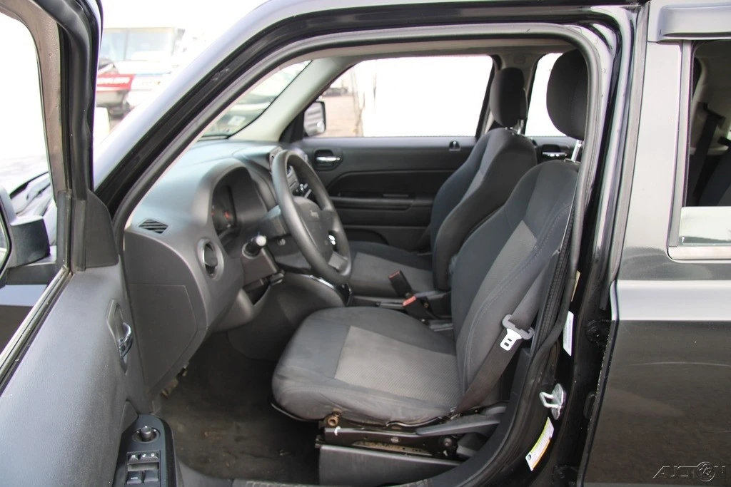 2010 Jeep Patriot - Image 12 of 21