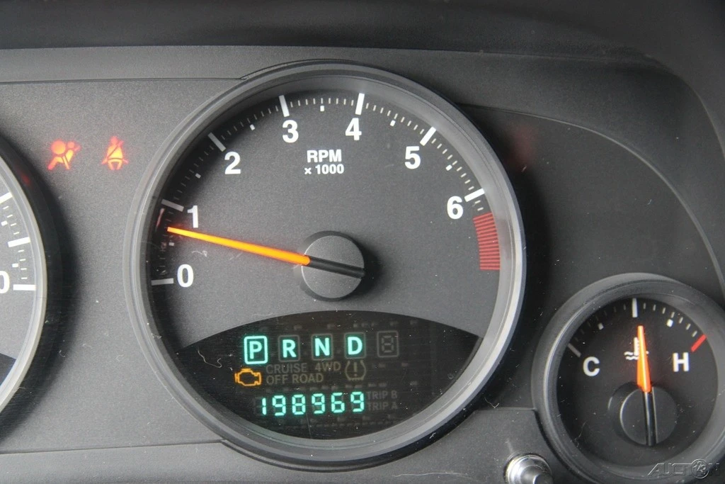 2010 Jeep Patriot - Image 15 of 21