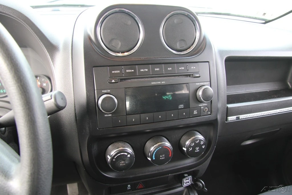 2010 Jeep Patriot - Image 16 of 21