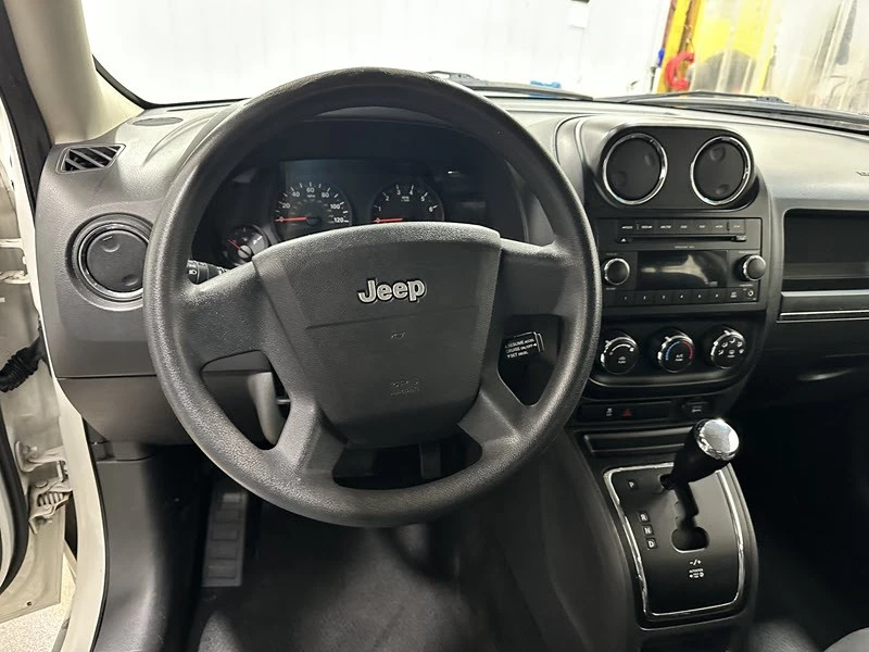 2010 Jeep Patriot - Image 8 of 21