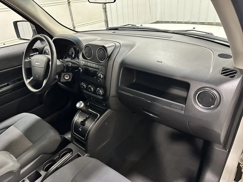 2010 Jeep Patriot - Image 19 of 21