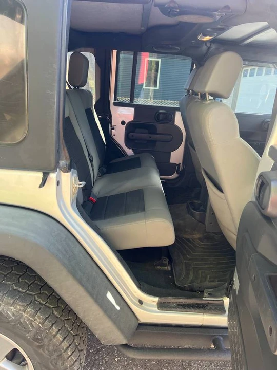 2010 Jeep JK Wrangler - Image 9 of 12