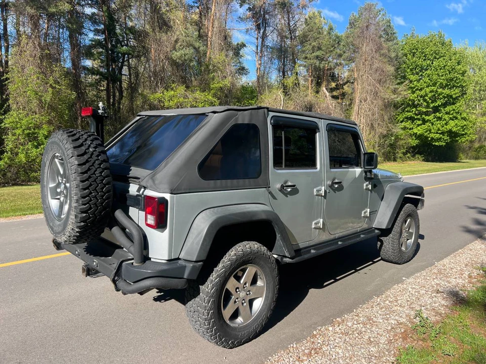 2010 Jeep JK Wrangler - Image 4 of 12