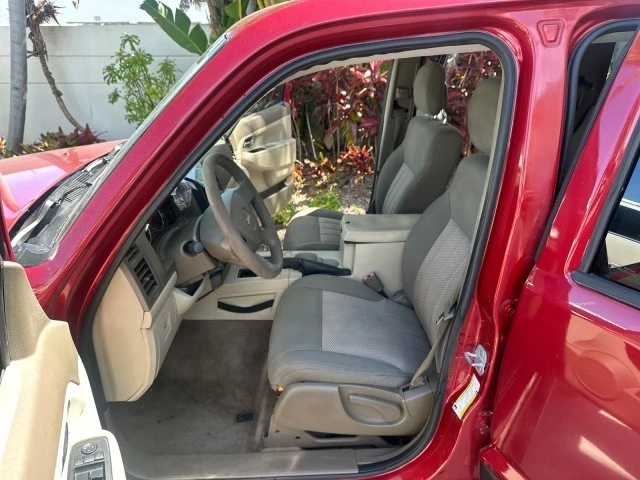 2010 Jeep KK Liberty - Image 11 of 21