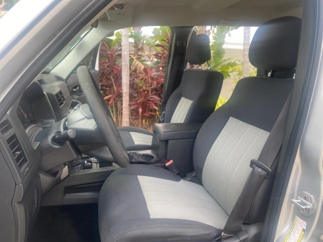 2010 Jeep KK Liberty - Image 11 of 21