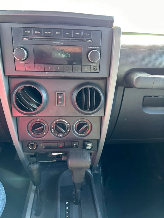 2010 Jeep JK Wrangler - Image 11 of 20