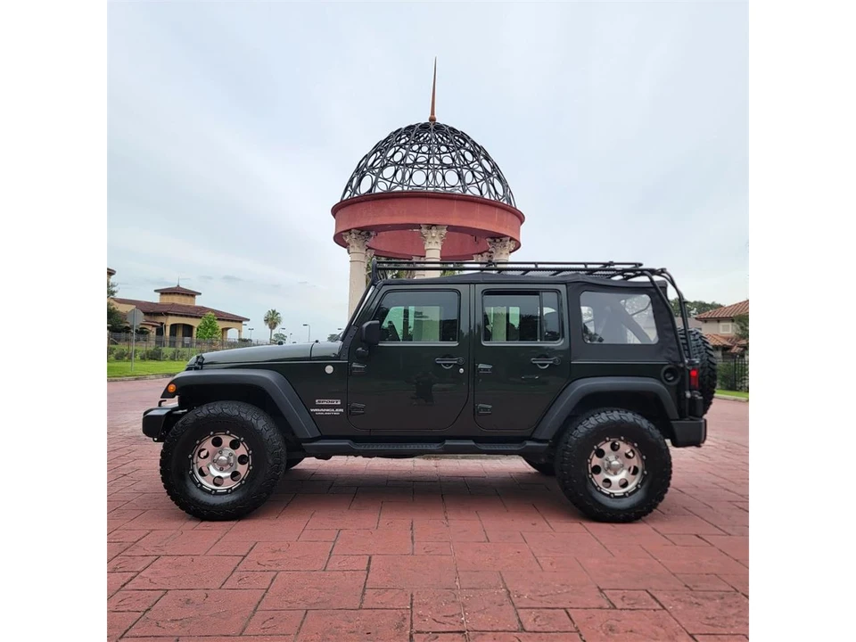 2010 Jeep JK Wrangler - Image 2 of 31