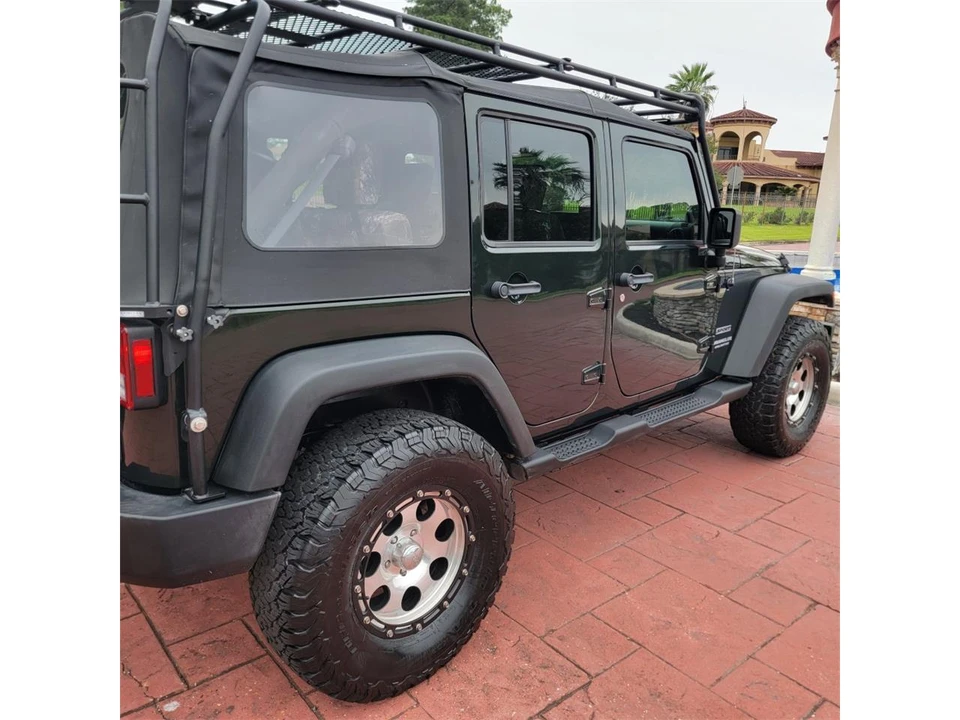 2010 Jeep JK Wrangler - Image 10 of 31