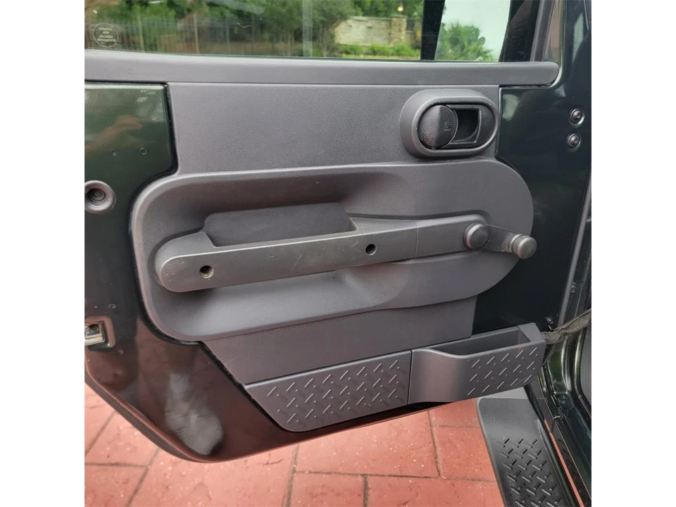 2010 Jeep JK Wrangler - Image 22 of 31