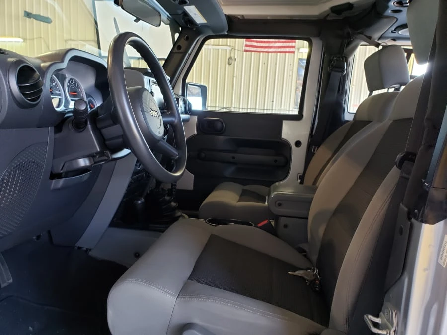 2010 Jeep JK Wrangler - Image 3 of 5