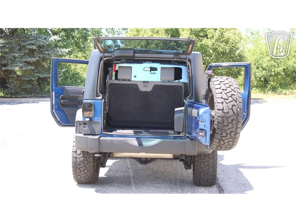 2010 Jeep JK Wrangler - Image 11 of 31