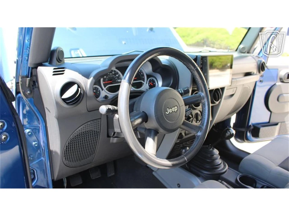 2010 Jeep JK Wrangler - Image 16 of 31