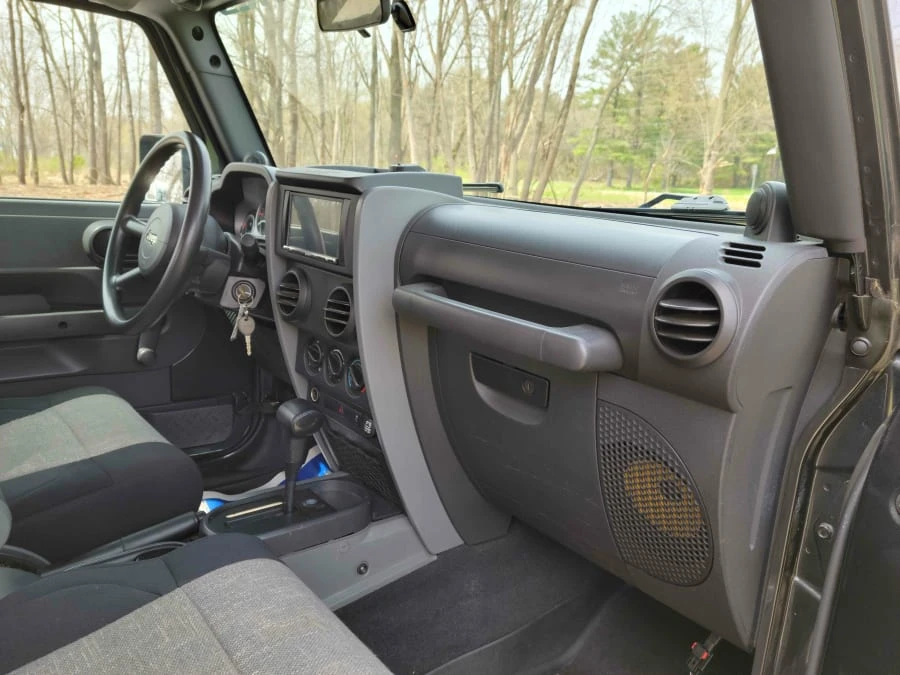 2010 Jeep JK Wrangler - Image 5 of 19