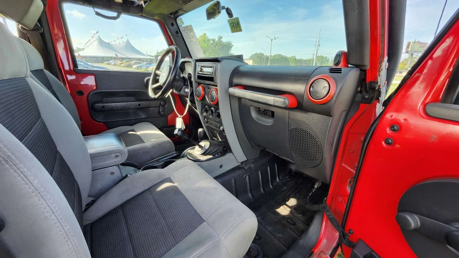 2010 Jeep JK Wrangler - Image 6 of 8