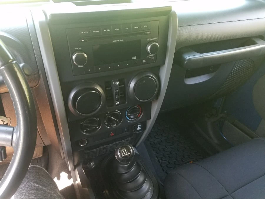 2010 Jeep JK Wrangler - Image 4 of 11