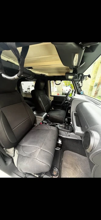 2010 Jeep Wrangler - Image 7 of 7
