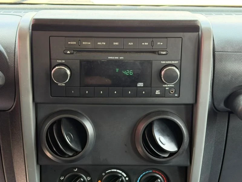 2010 Jeep JK Wrangler - Image 18 of 20