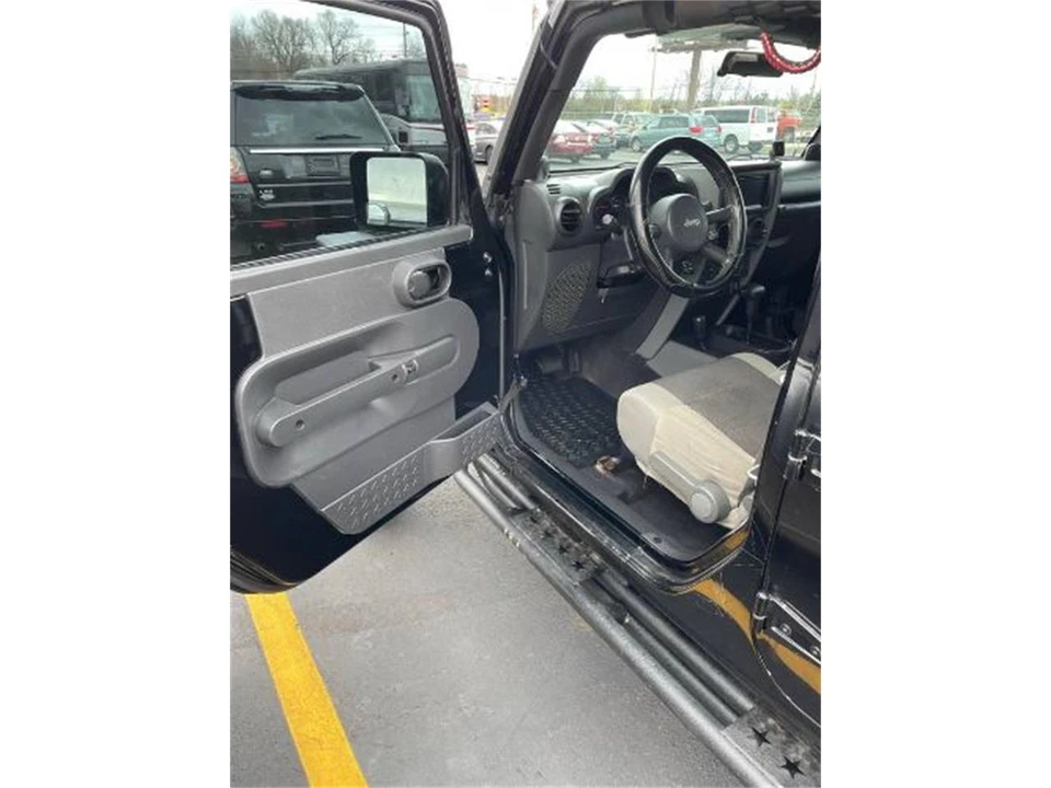 2010 Jeep JK Wrangler - Image 8 of 10