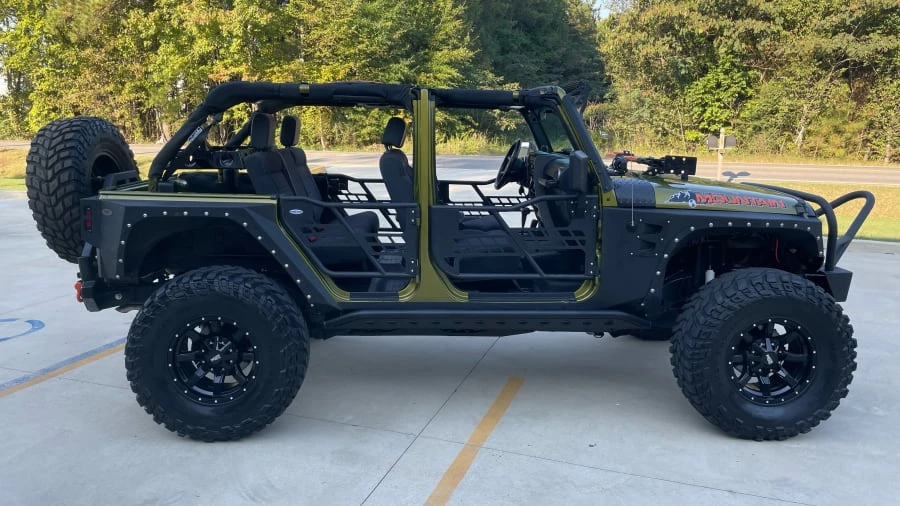 2010 Jeep JK Wrangler - Image 12 of 13