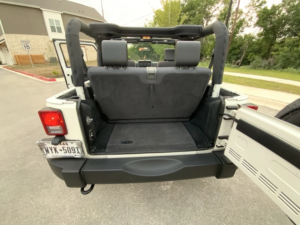 2010 Jeep JK Wrangler - Image 29 of 30