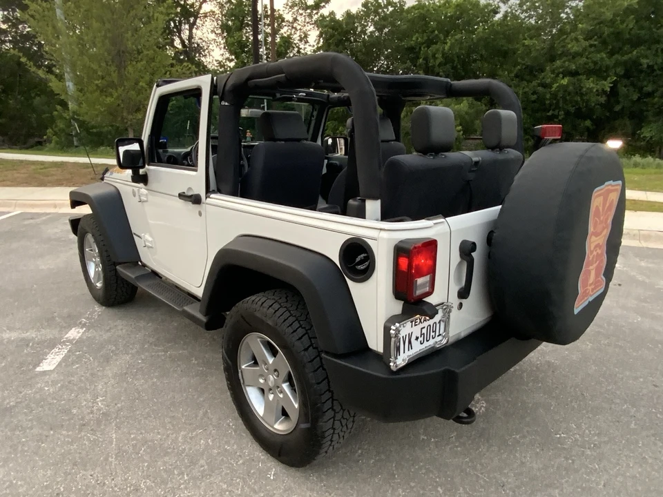 2010 Jeep JK Wrangler - Image 12 of 31