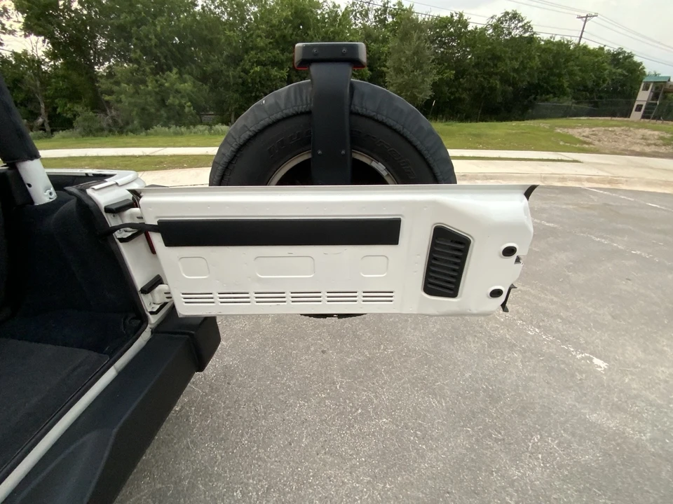 2010 Jeep JK Wrangler - Image 19 of 31