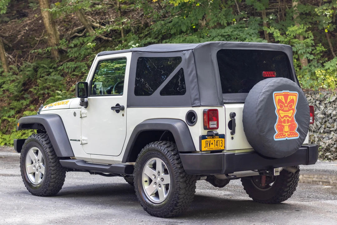 2010 Jeep JK Wrangler - Image 4 of 31
