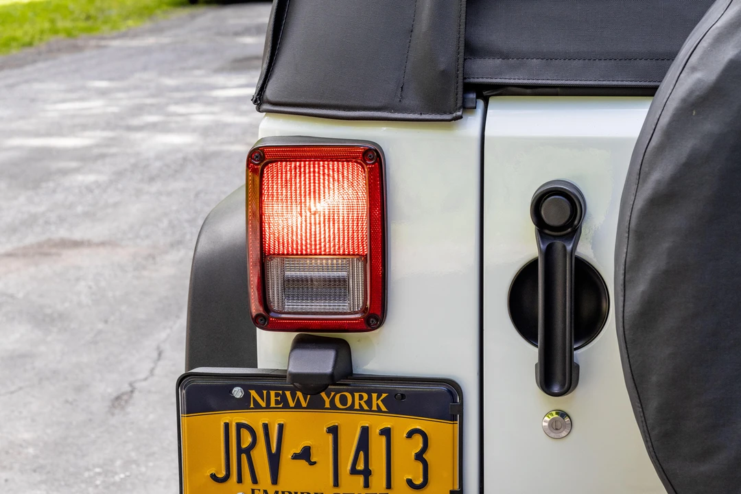 2010 Jeep JK Wrangler - Image 21 of 31