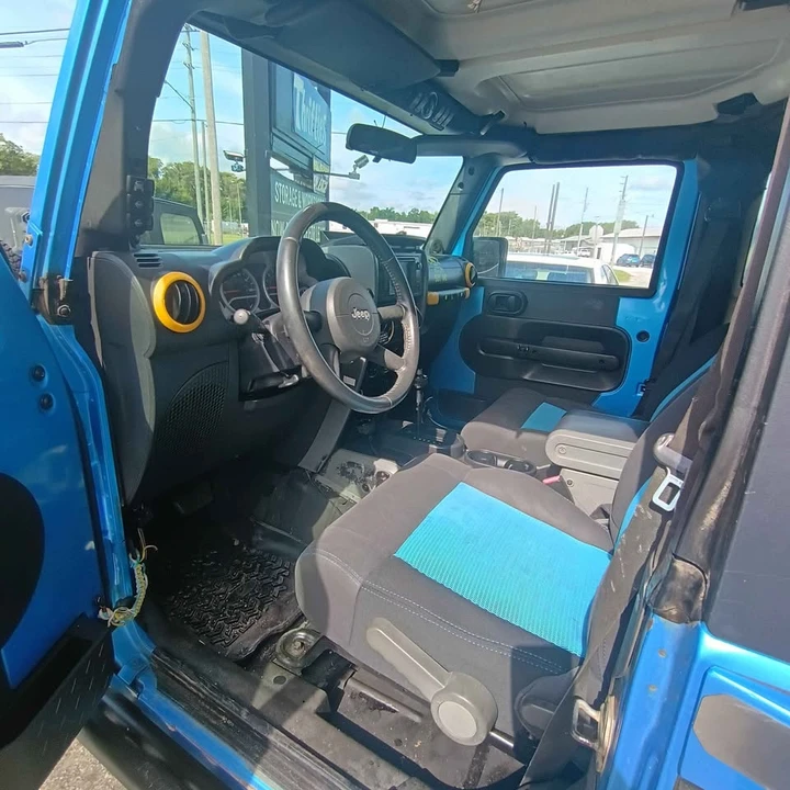 2010 Jeep JK Wrangler - Image 6 of 7